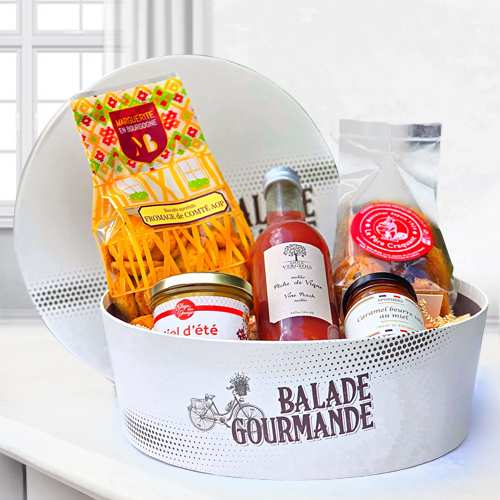 Lovers Of Gastronomic Pleasures-Baskets To Send For Sympathy