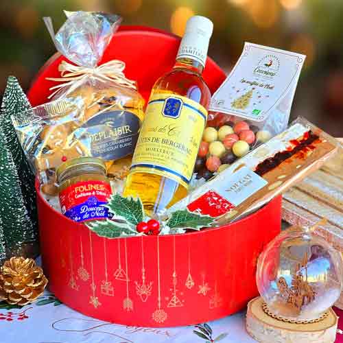 - Festive Season Wine And Gourmet Snacks Delivery All Over Nantes | Luxury Christmas Wine N Gourmet Gift Basket 