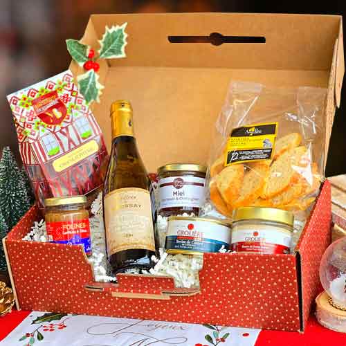 Delightful Christmas Wine And Gourmet Collection