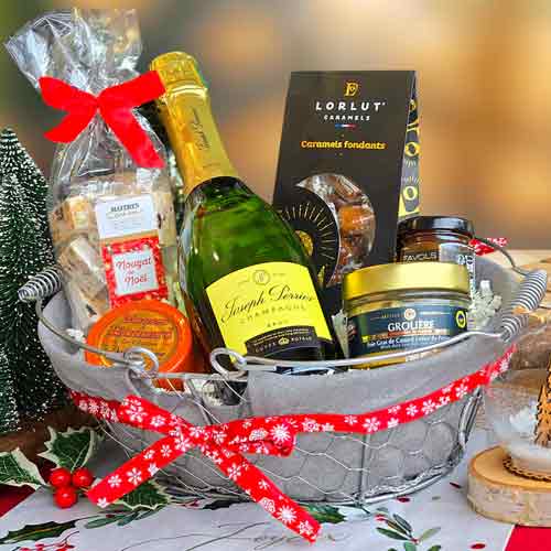 Champagne N Gourmet Christmas Delight Hamper-Festive Holiday Gourmet And Champagne Hamper Delivery In Paris