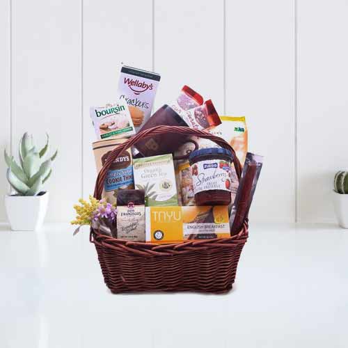 Energetic Treats Gift Basket-Online Fathers Day Gifts